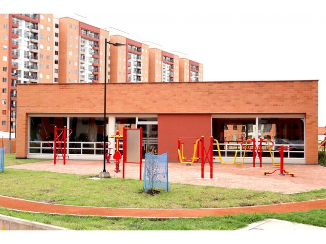 Apartamento de 3 alcobas en venta en Potrero Grande, Madrid, 56 m² · foto 22 de 24