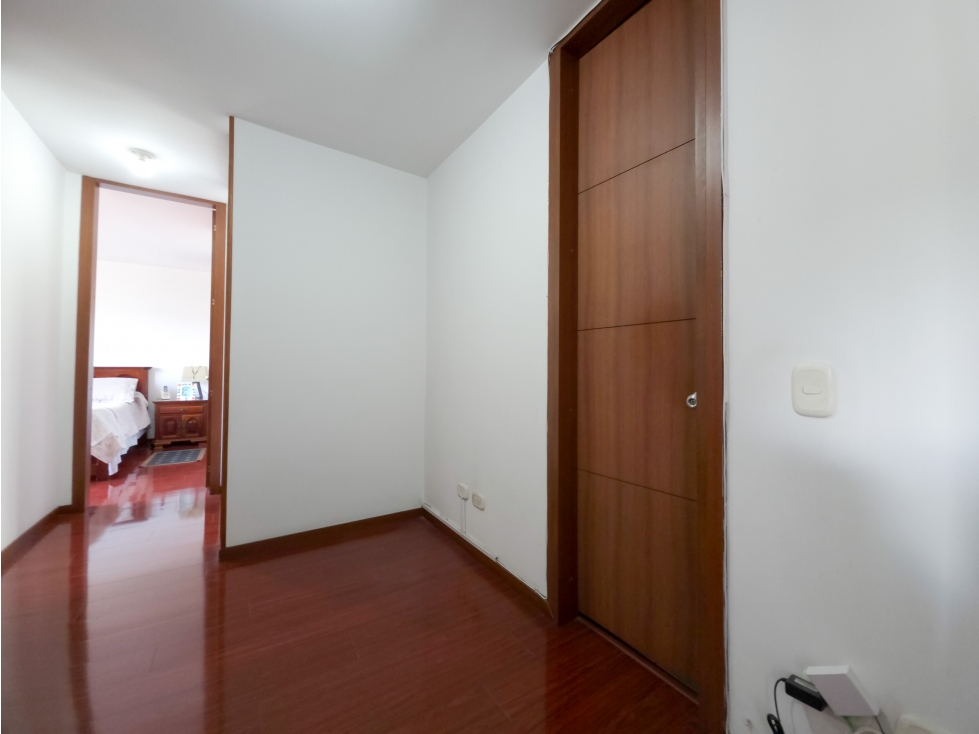 Apartamento en venta en Villas De Aranjuez, Bogotá · foto 8 de 24