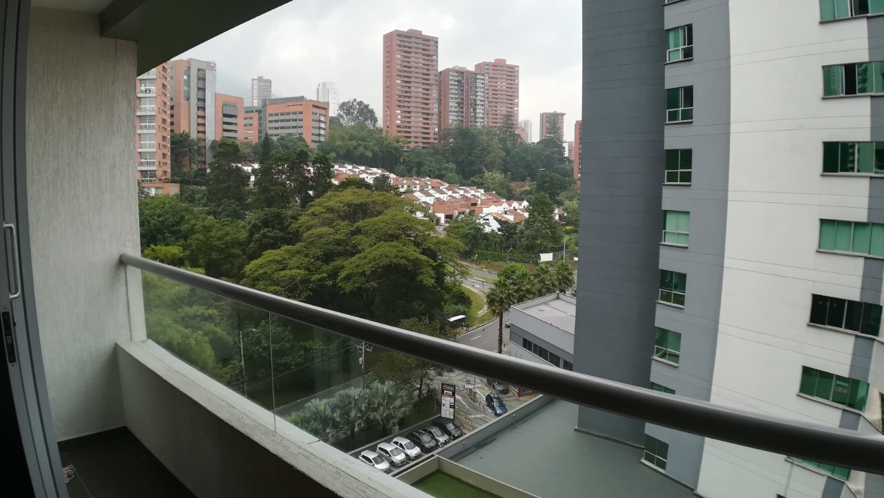 1BR Apartment in El tesoro (65 m²) - 3