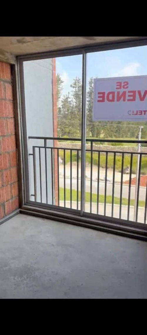 Apartamento de 2 alcobas en venta en Alcala, Mosquera, 42 m² · foto 10 de 22