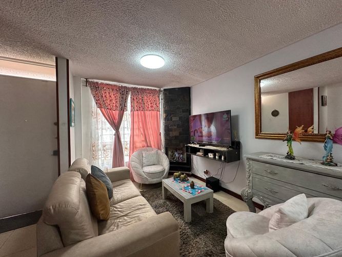 Casa de 3 alcobas en venta en El Pensamiento, Funza, 102 m² · foto 7 de 19