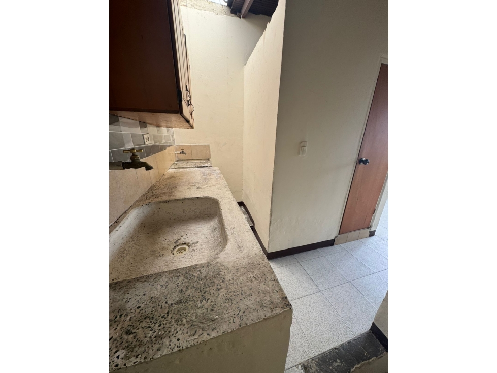 Apartaestudio for sale in Medellín 2