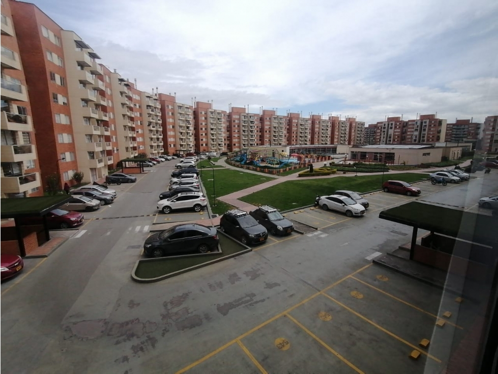 Apartamento en venta en Parque Industrial San Jorge, Mosquera · foto 2 de 24