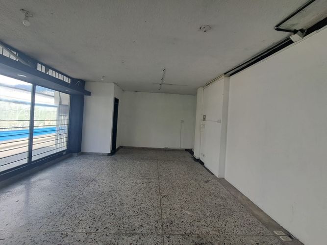 Local en arriendo en Sector Lago Uribe, Pereira, 30 m² · foto 4 de 9