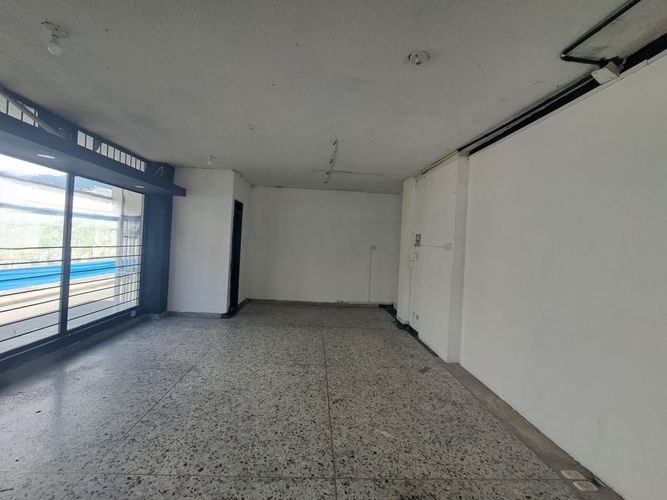 Local en arriendo en Sector Lago Uribe, Pereira, 30 m² · foto 7 de 9