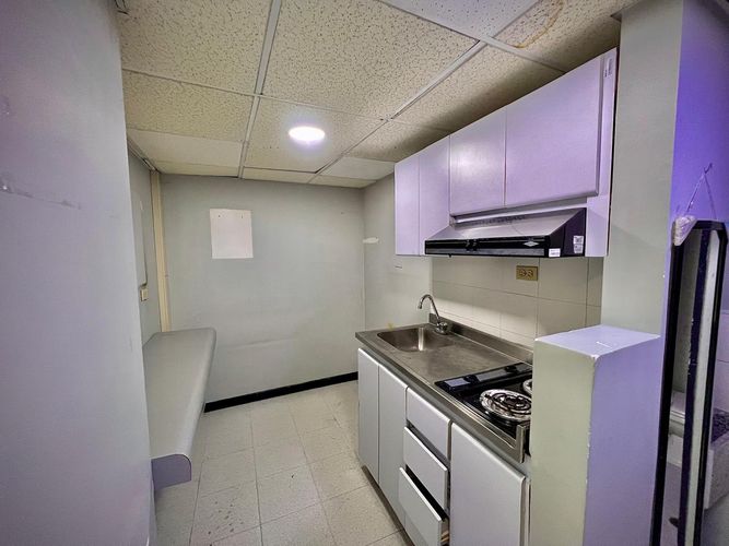Local en venta en Oviedo, Medellín, 90 m² · foto 7 de 24