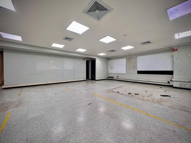 Local en venta en Oviedo, Medellín, 90 m² · foto 18 de 24