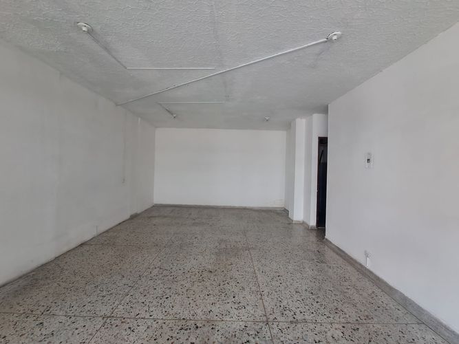 Local en arriendo en Sector Lago Uribe, Pereira, 30 m² · foto 8 de 8