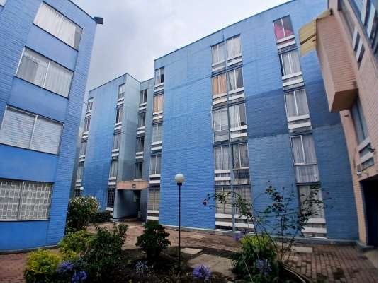 Apartamento en venta en Castilla, Bogotá · foto 4 de 15