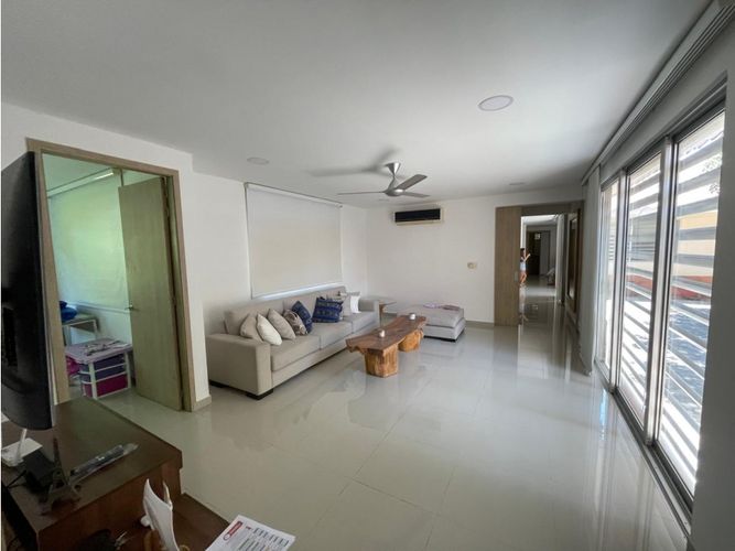 Casa de 4 alcobas en arriendo en Bavaria, Santa Marta, 272 m² · foto 18 de 24