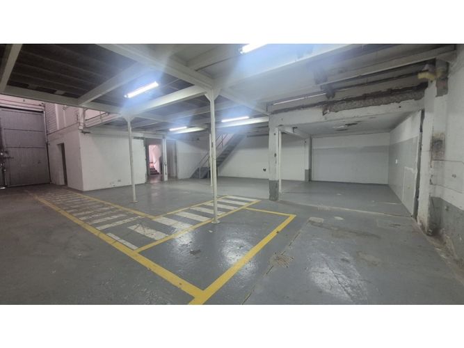 Bodega en arriendo en Astorga, Medellín, 260 m² · foto 3 de 8
