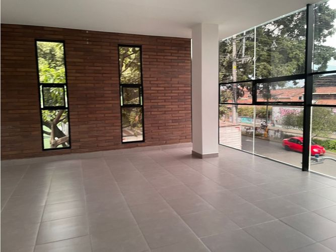 Bodega en arriendo en Cristo Rey, Medellín, 280 m² · foto 8 de 10