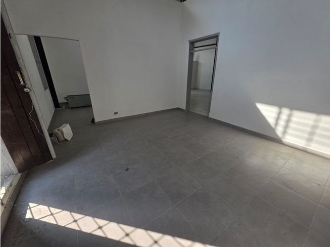 Bodega en arriendo en Bombona No.1, Medellín, 330 m² · foto 4 de 15