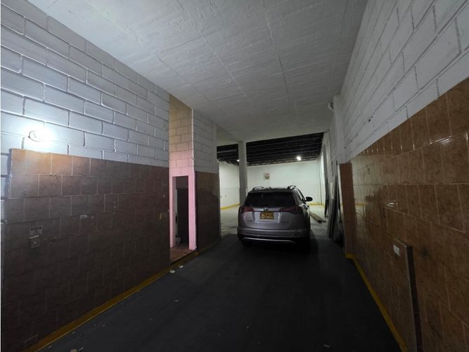 Bodega en arriendo en La Florida, Bello, 320 m² · foto 17 de 23