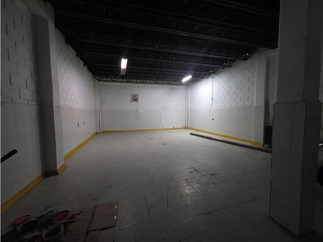 Bodega en arriendo en La Florida, Bello, 320 m² · foto 22 de 23
