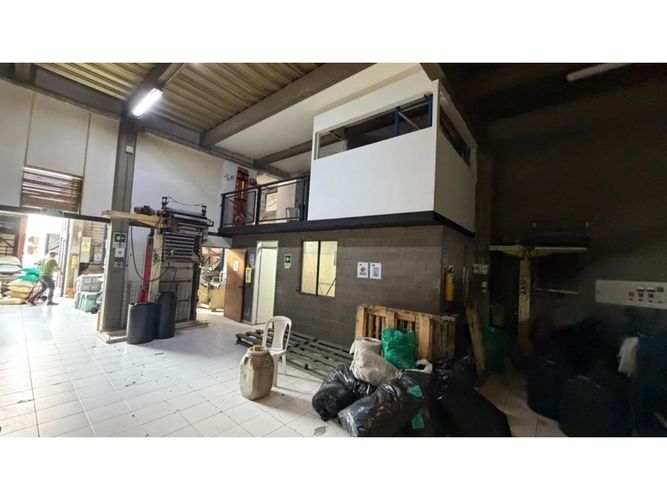 Bodega en arriendo en La Tablaza, La Estrella, 500 m² · foto 8 de 13