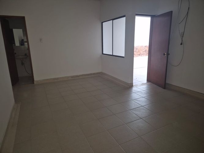 Casa de 12 alcobas en arriendo en Cabecera Del Llano, Bucaramanga, 364 m² · foto 12 de 24