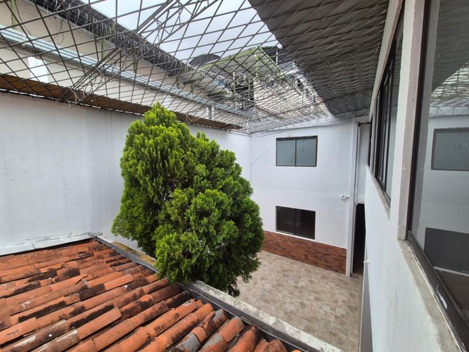 Casa de 12 alcobas en arriendo en Cabecera Del Llano, Bucaramanga, 364 m² · foto 23 de 24
