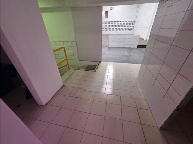 Bodega en venta en La Florida, Bello, 320 m² · foto 6 de 23