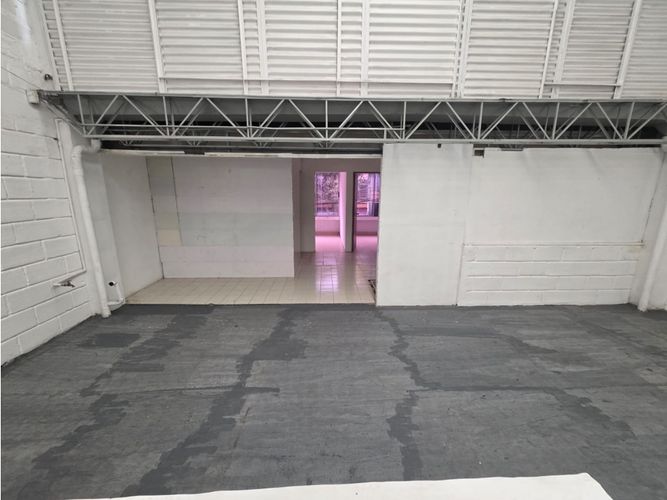 Bodega en venta en La Florida, Bello, 320 m² · foto 10 de 23