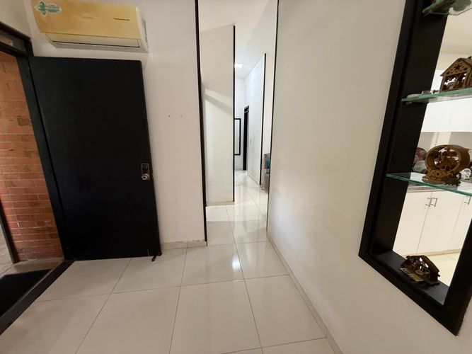 Casa de 3 alcobas en venta en El Castillo, Jamundí, 270 m² · foto 3 de 24