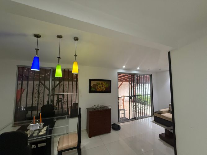 Casa de 3 alcobas en venta en El Castillo, Jamundí, 270 m² · foto 18 de 24