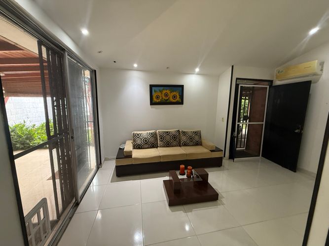 Casa de 3 alcobas en venta en El Castillo, Jamundí, 270 m² · foto 20 de 24