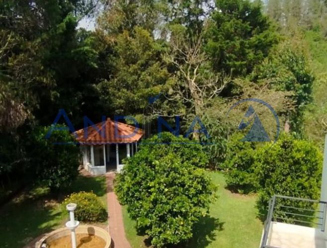 Casa de 5 alcobas en venta en El Porvenir, Rionegro, 424 m² · foto 14 de 17