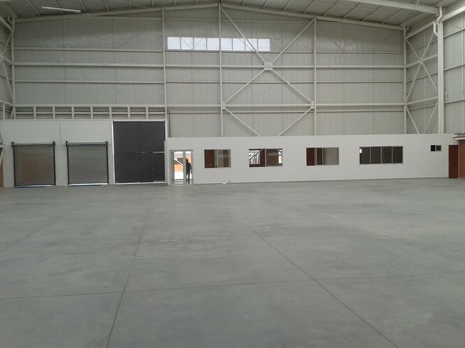 Bodega en arriendo en Zona Industrial, Yumbo, 1071 m² · foto 2 de 18
