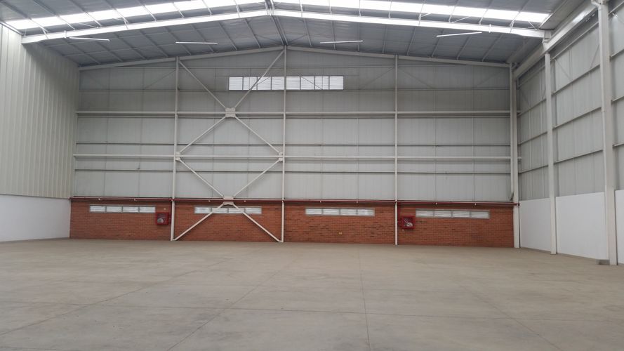Bodega en arriendo en Zona Industrial, Yumbo, 1071 m² · foto 3 de 18