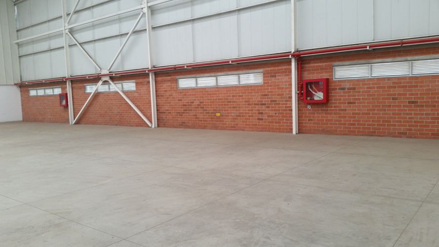 Bodega en arriendo en Zona Industrial, Yumbo, 1071 m² · foto 4 de 18
