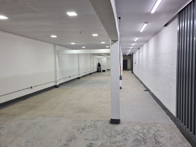 Bodega en arriendo en Zona Industrial, Yumbo, 1756 m² · foto 8 de 24