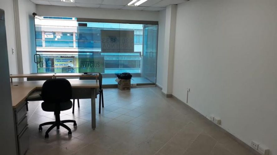 Local en arriendo en Altos Del Prado, Barranquilla, 30 m² · foto 3 de 24