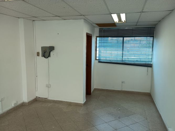 Local en arriendo en Altos Del Prado, Barranquilla, 30 m² · foto 20 de 24