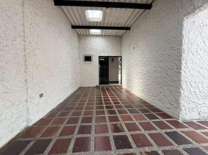 Casa de 3 alcobas en venta en El Refugio, Cali, 170 m² · foto 23 de 24