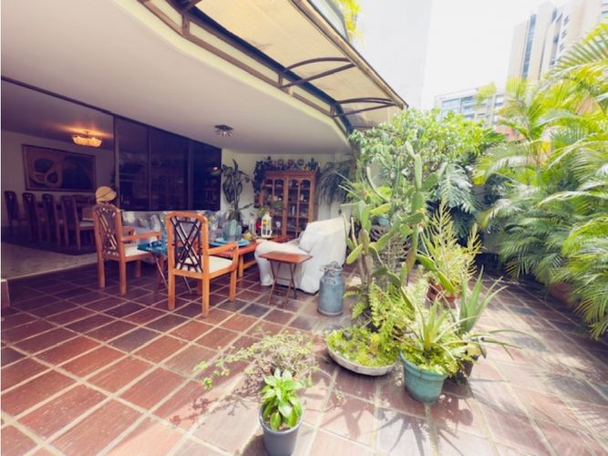 Apartamento de 3 alcobas en venta en Arboledas, Cali, 284 m² · foto 5 de 24