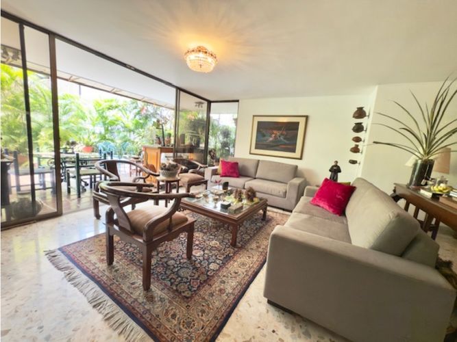 Apartamento de 3 alcobas en venta en Arboledas, Cali, 284 m² · foto 11 de 24