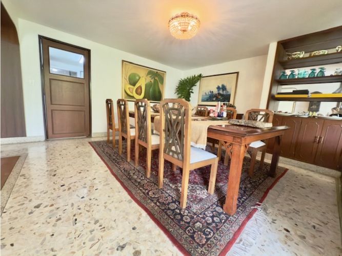 Apartamento de 3 alcobas en venta en Arboledas, Cali, 284 m² · foto 14 de 24
