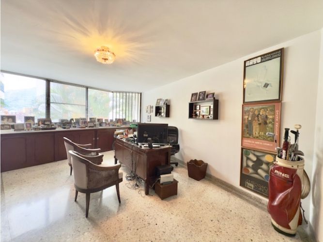 Apartamento de 3 alcobas en venta en Arboledas, Cali, 284 m² · foto 21 de 24