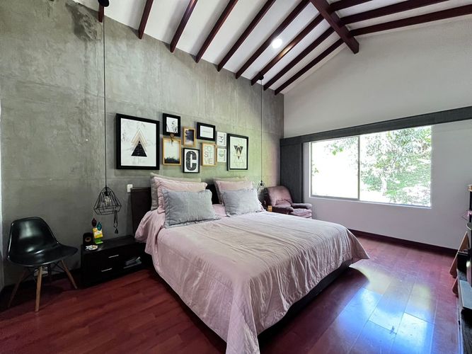 Casa de 3 alcobas en venta en La Pradera, Envigado, 212 m² · foto 11 de 18