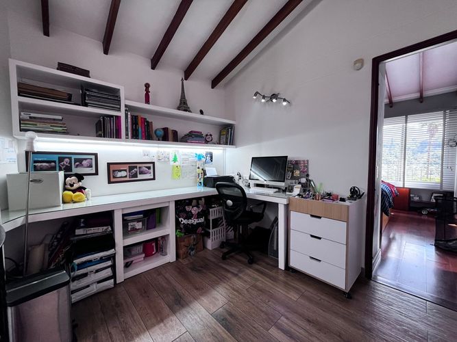 Casa de 3 alcobas en venta en La Pradera, Envigado, 212 m² · foto 9 de 18
