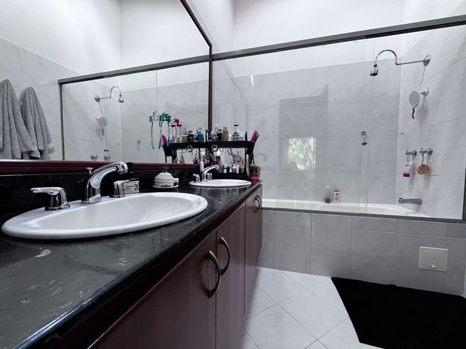 Casa de 3 alcobas en venta en La Pradera, Envigado, 212 m² · foto 18 de 18