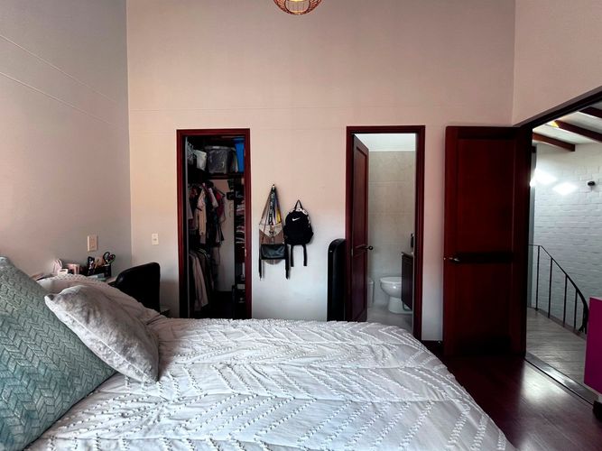 Casa de 3 alcobas en venta en La Pradera, Envigado, 212 m² · foto 17 de 18