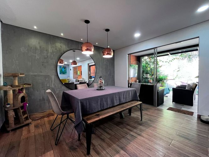 Casa de 3 alcobas en venta en La Pradera, Envigado, 212 m² · foto 16 de 18