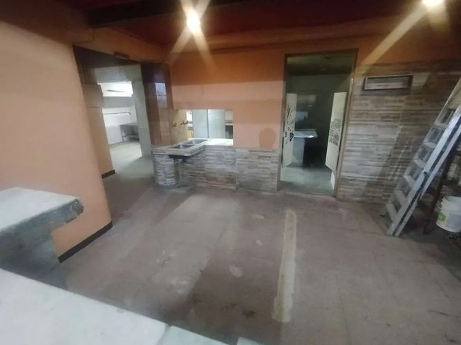Alquiler | Local Gastronómico 250 M² En Centro Con Amplia Cocina - Ubicación Estratégica · Foto 5