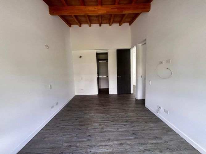 Casa de 3 alcobas en venta en Llano Grande, Rionegro, 190 m² · foto 7 de 16