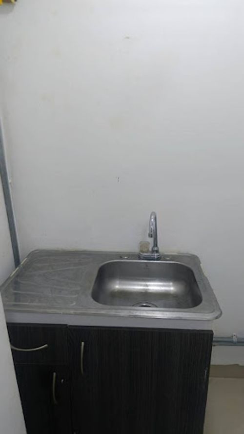 Local en arriendo en Suramericana, Medellín, 21 m² · foto 10 de 12