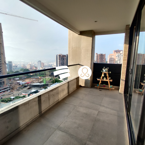 Apartamento de 2 alcobas en venta en El Poblado, Medellín, 115 m² · foto 10 de 19