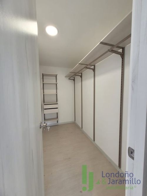 Apartamento de 3 alcobas en arriendo en Castropol, Medellín, 121 m² · foto 15 de 16
