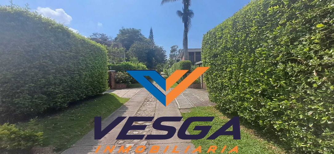 Casa de 6 alcobas en venta en Cn. Bosques De Normandia, Piedecuesta, 698 m² · foto 3 de 24